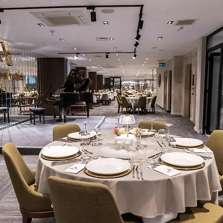 Aliba * 埃迪尔内