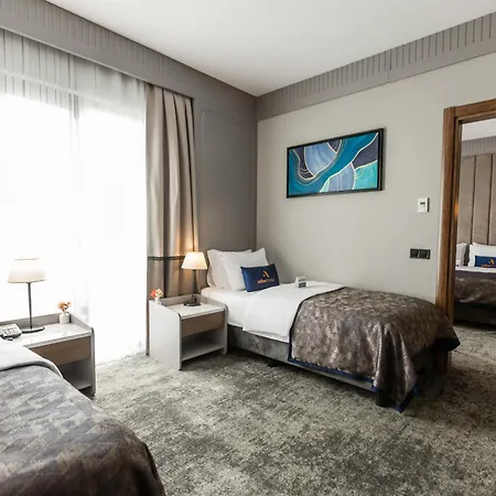 Aliba Hotel *